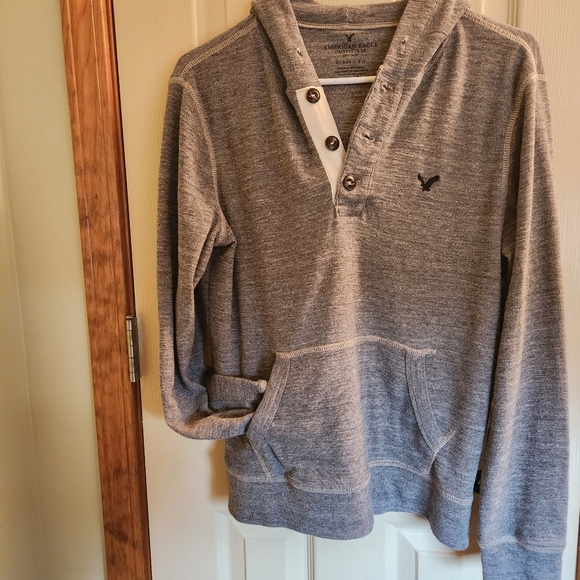 Unisex American Eagle Outfitters hooded Henley w/pouch grey 1/4 button xs - Picture 2 of 7